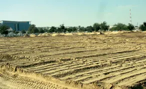 Original Gulf Times clipping: Construction in full swing for new park